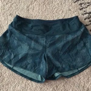 Lululemon Shorts Size 10 Tall